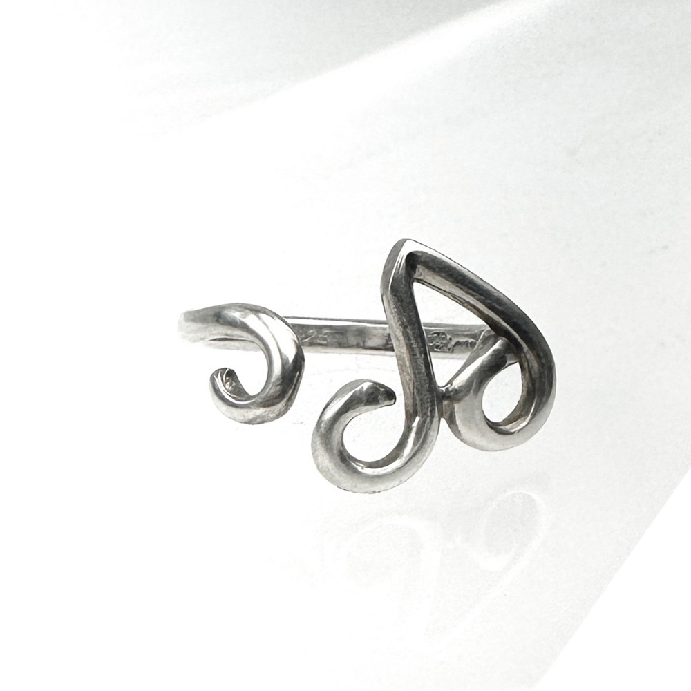 💎 TIFFANY&Co. Silver Ladies Ring - Picture 3 of 12